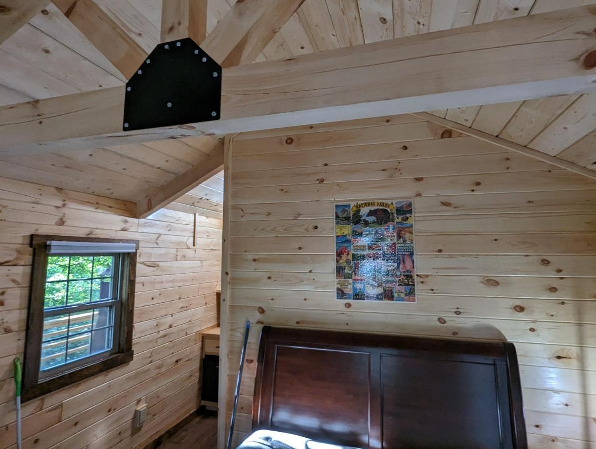 Cabin #6 With Hot Tub Deck And Sunset View At Loblolly Pines Lägenhet Eureka Springs Exteriör bild